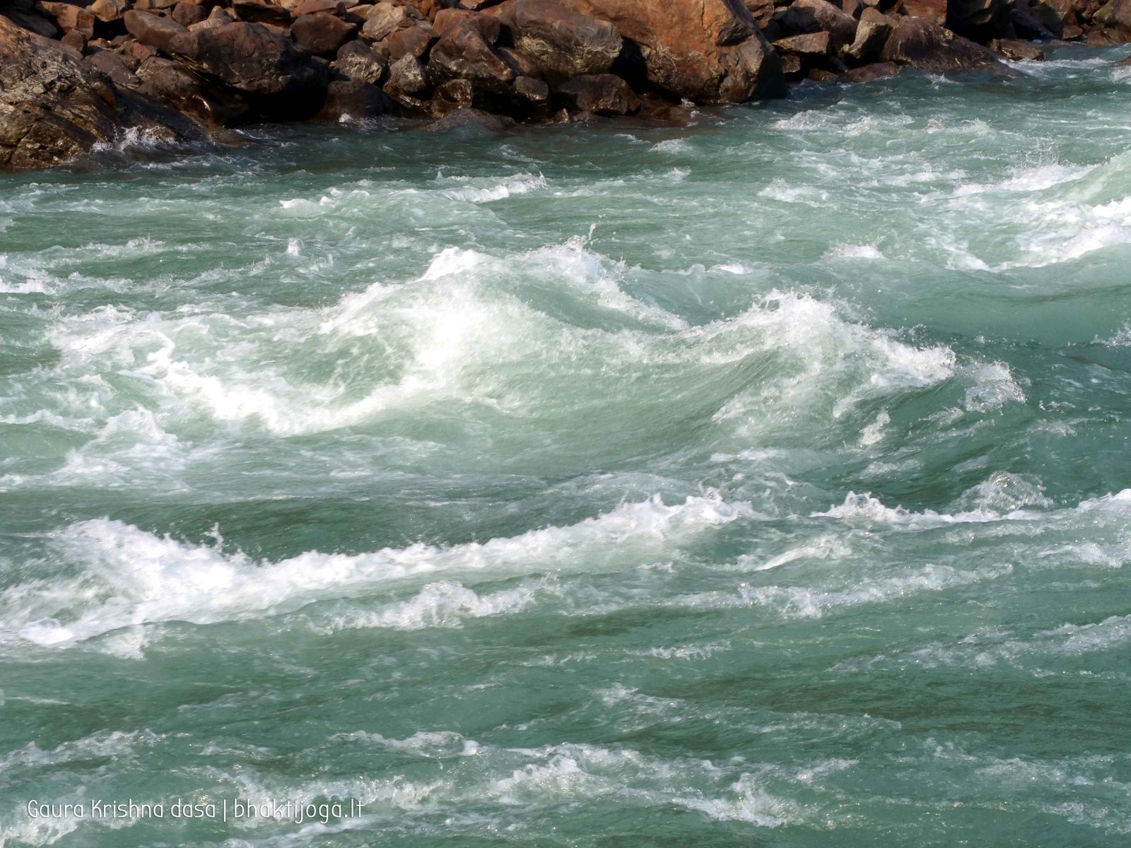 76 ganga rishikesh 2020.02.19 20