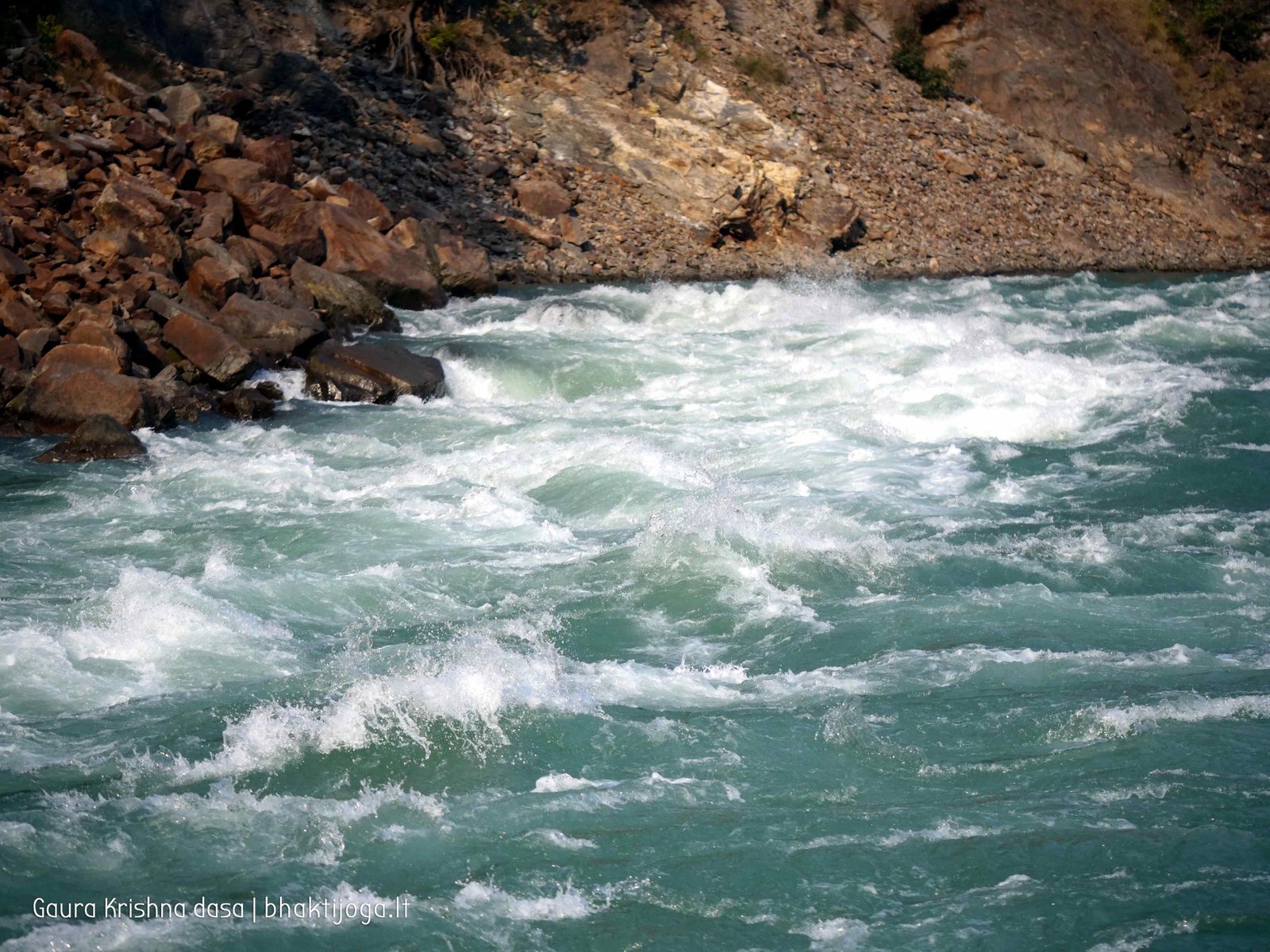 77 ganga rishikesh 2020.02.19 20