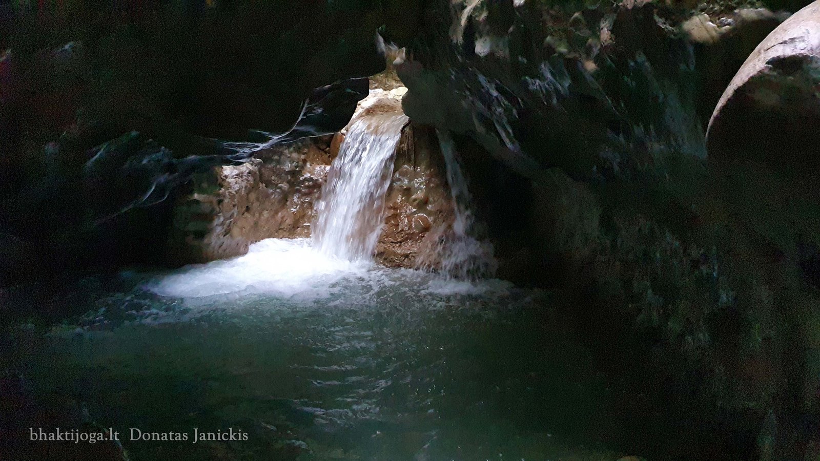 6 robbers cave 2023 02 24