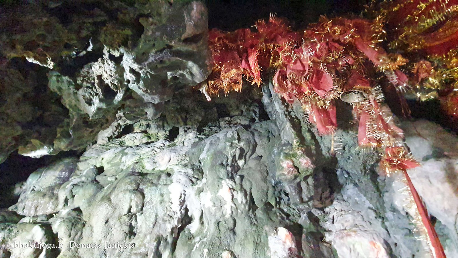 3 shiva lingam sahastra dhara 2023 02 24