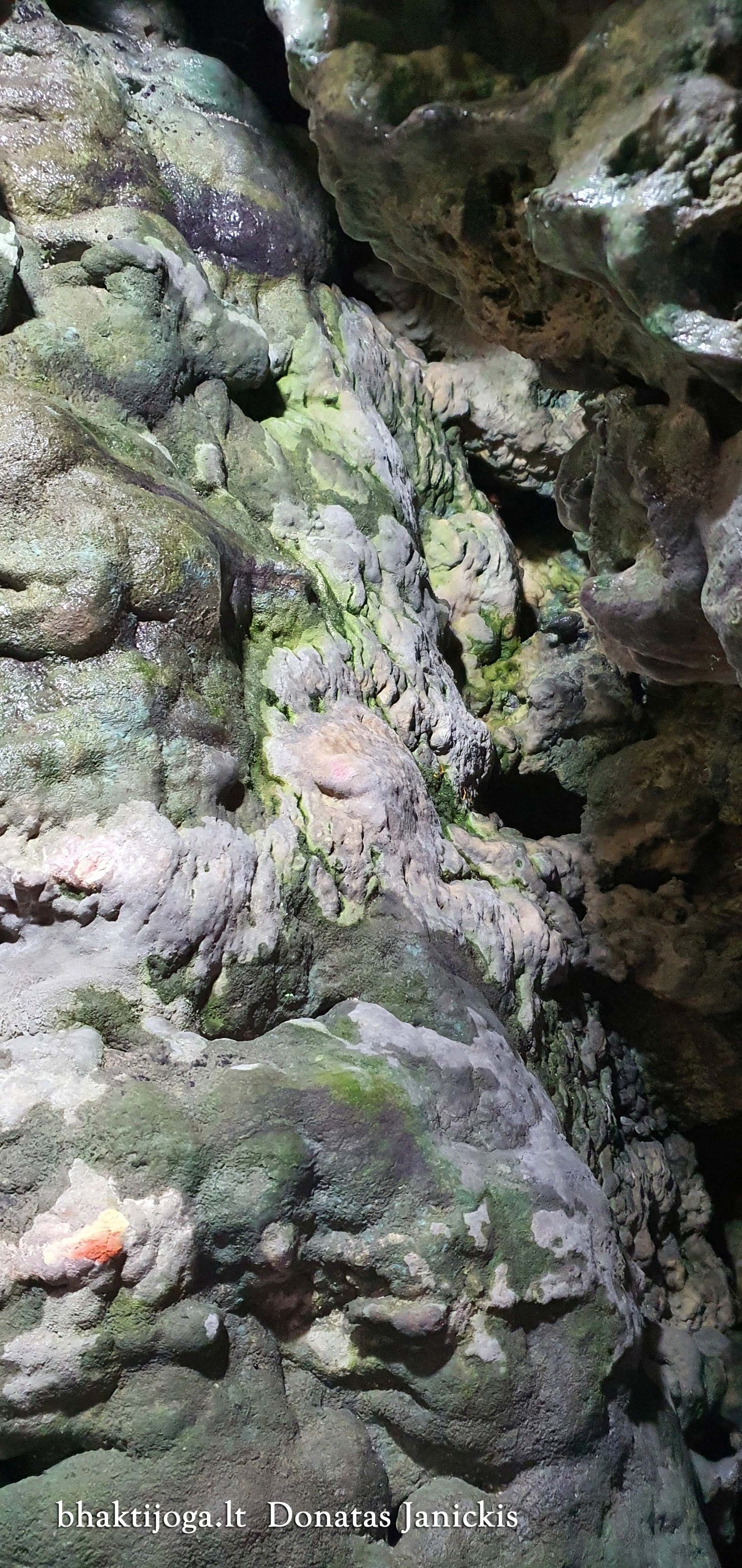 7 shiva lingam sahastra dhara 2023 02 24