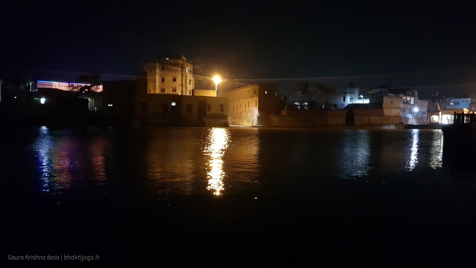 16 nighttime radha kunda 2019 11 28