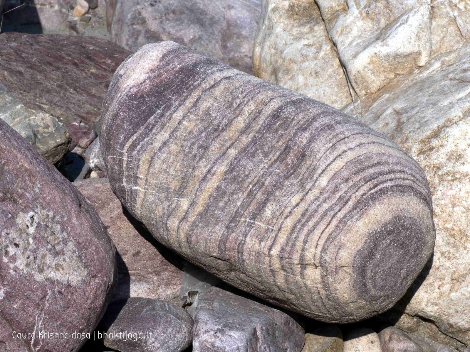 14 stones in sacred rivers 2020 02 20