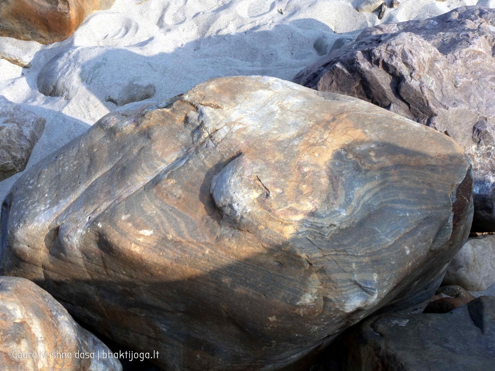 20 stones in sacred rivers 2020 02 20