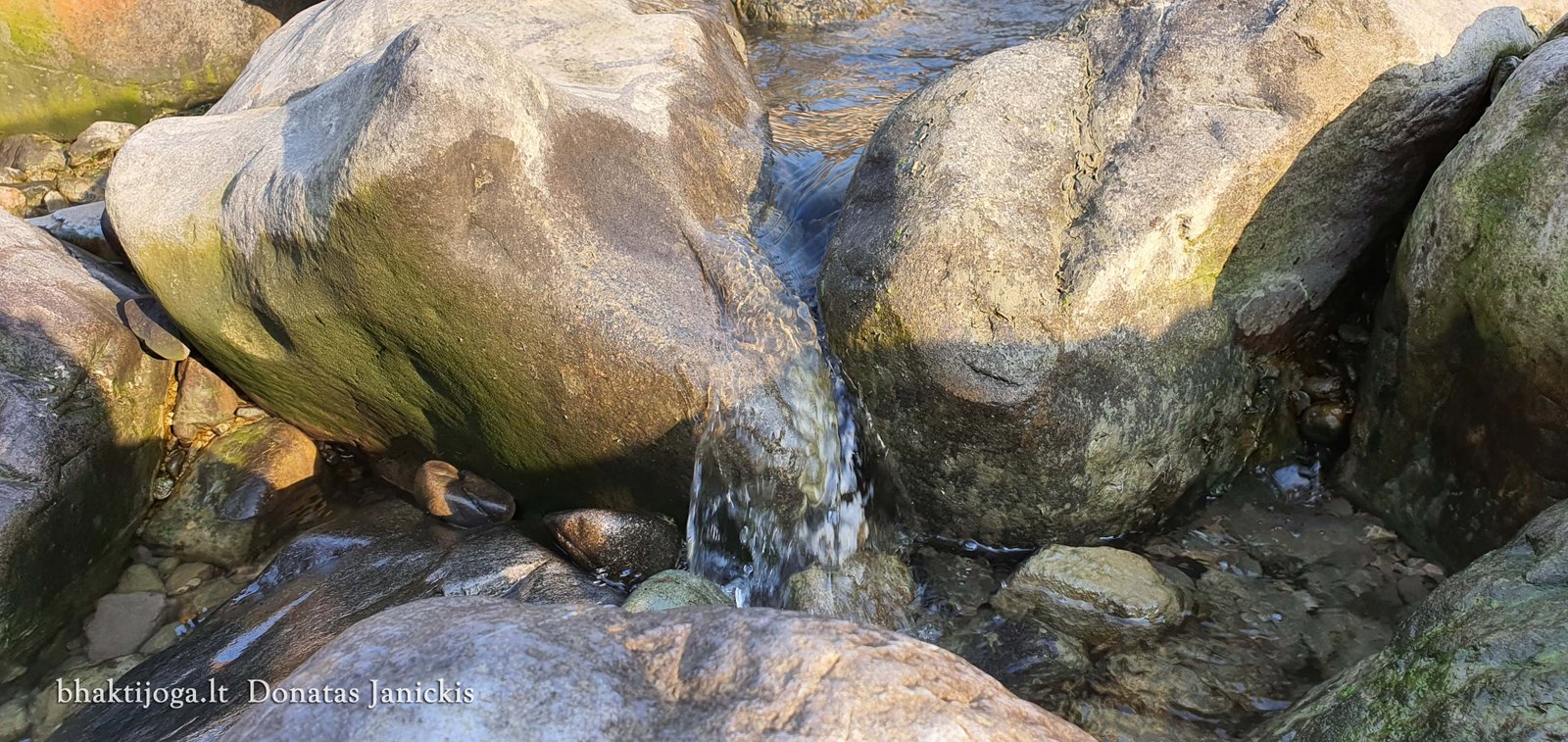 40 stones in sacred rivers 2023 02 20