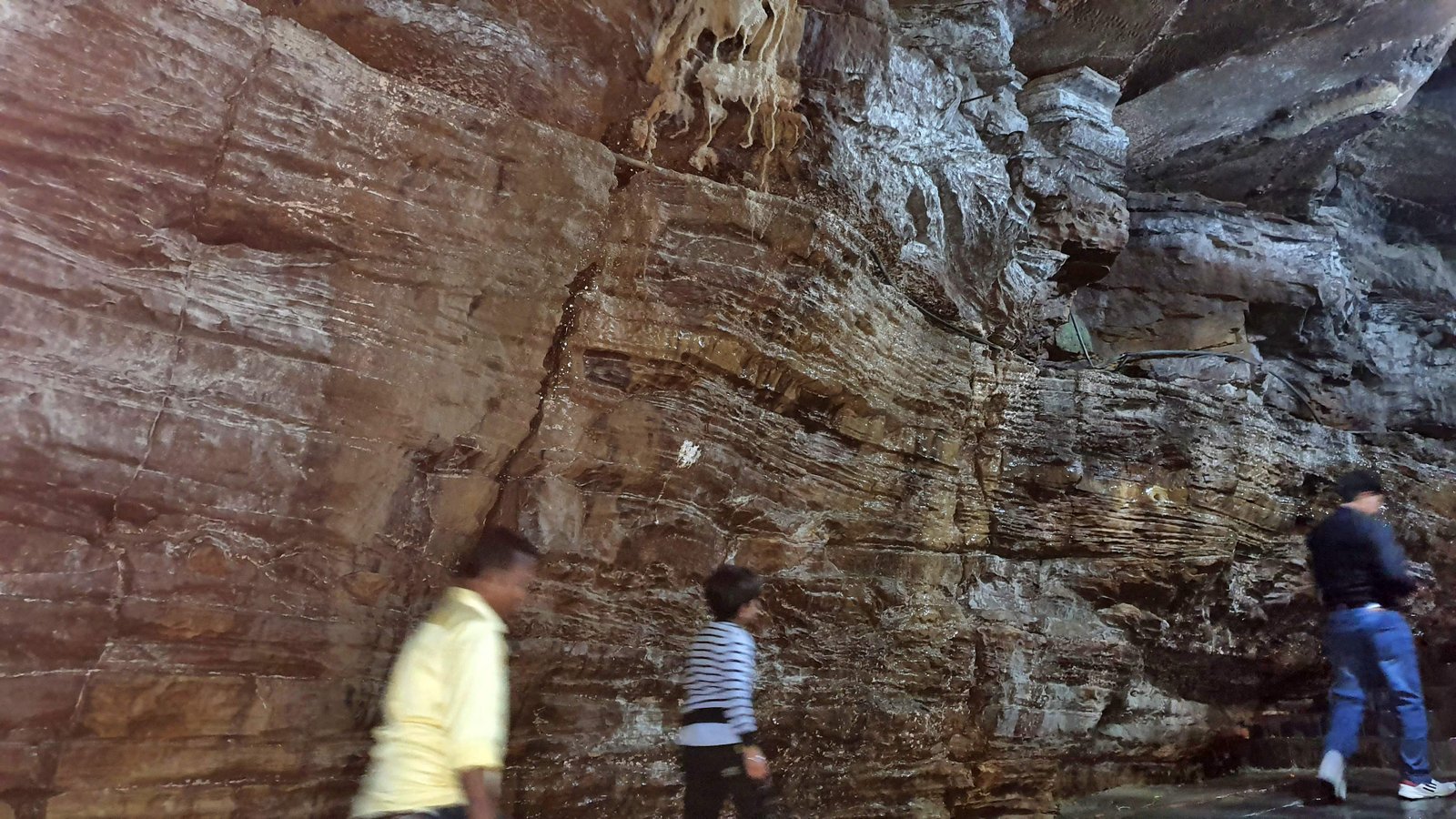 7 gupteshwara cave pokhara nepal 2023 12 30