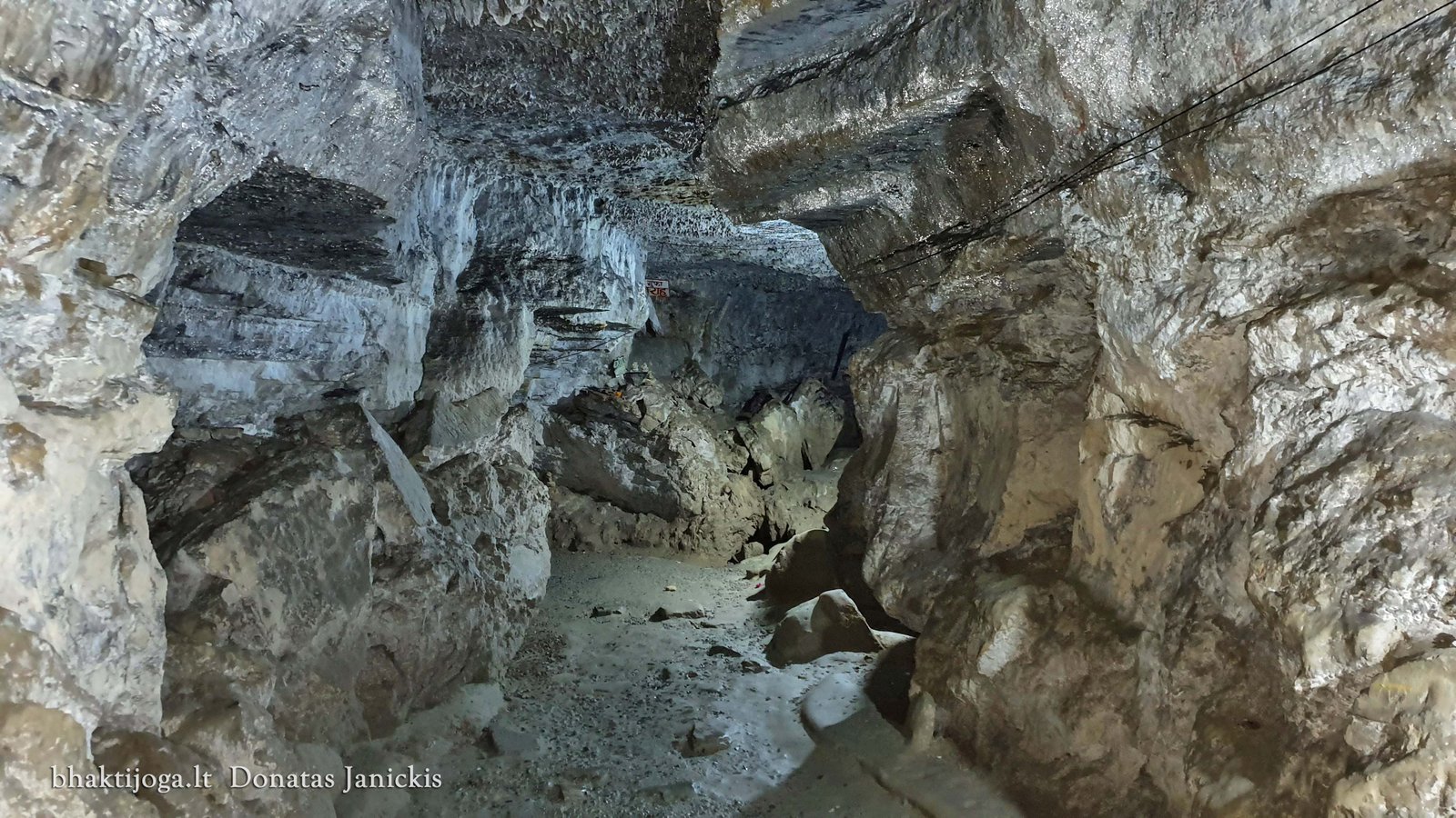 12 mahendra cave pokhara 2024 01 01